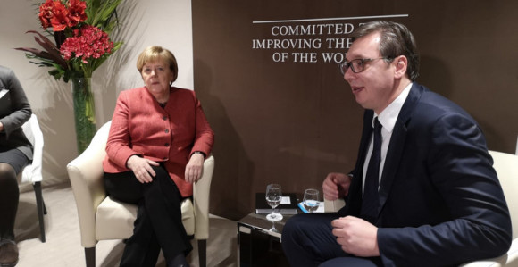 Angela pozvala Vučića u Berlin