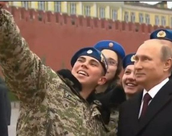 Šta se desi kada vojnik pita Putina za selfi?