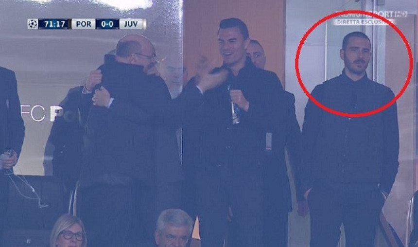 Сви пјевају, само ја сам тужан...