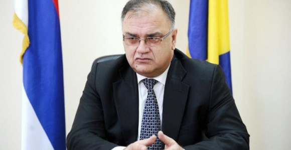 Изетбеговић напустио рад у институцијама
