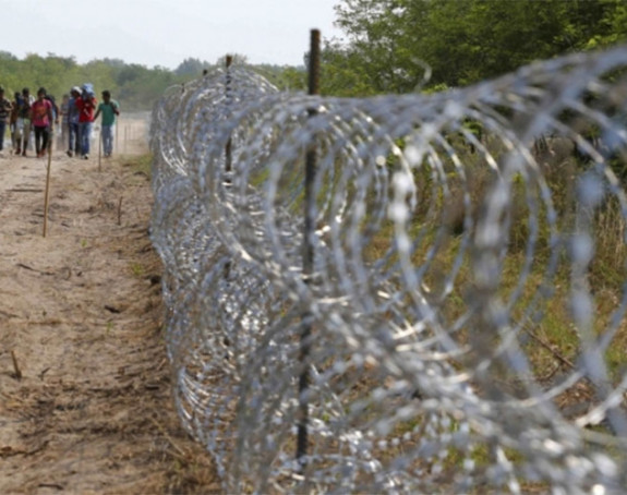Mađarska gradi ogradu prema Srbiji