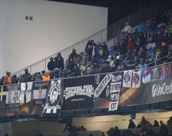 "Grobari" položili ispit, pozdravljali ih i domaći navijači!