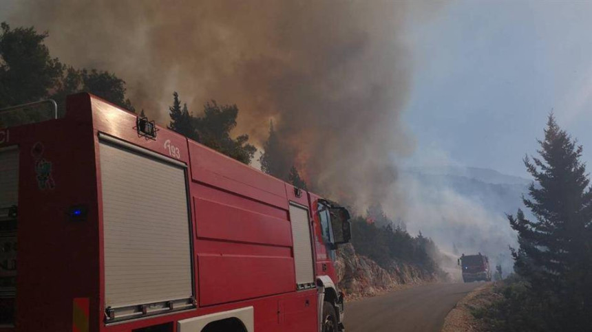 Велики пожар у близини Требиња