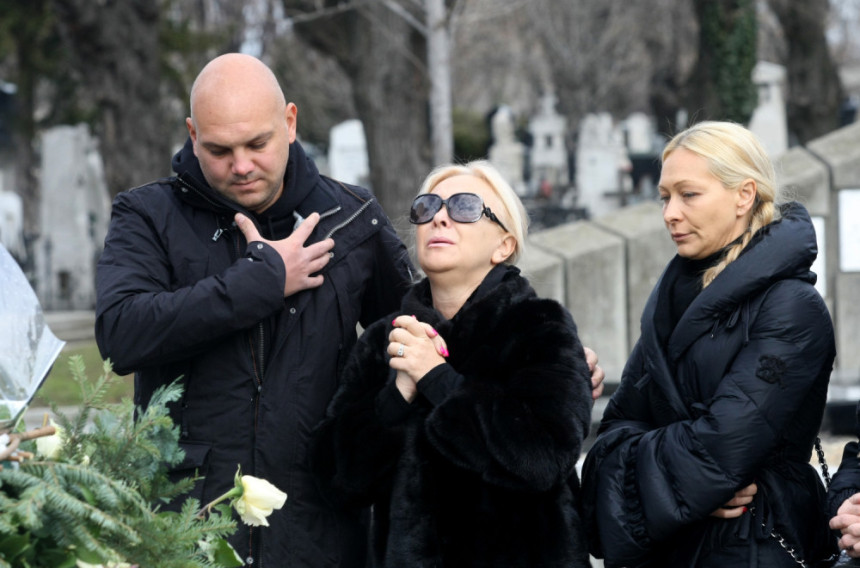 Porodica na Šabanovom grobu