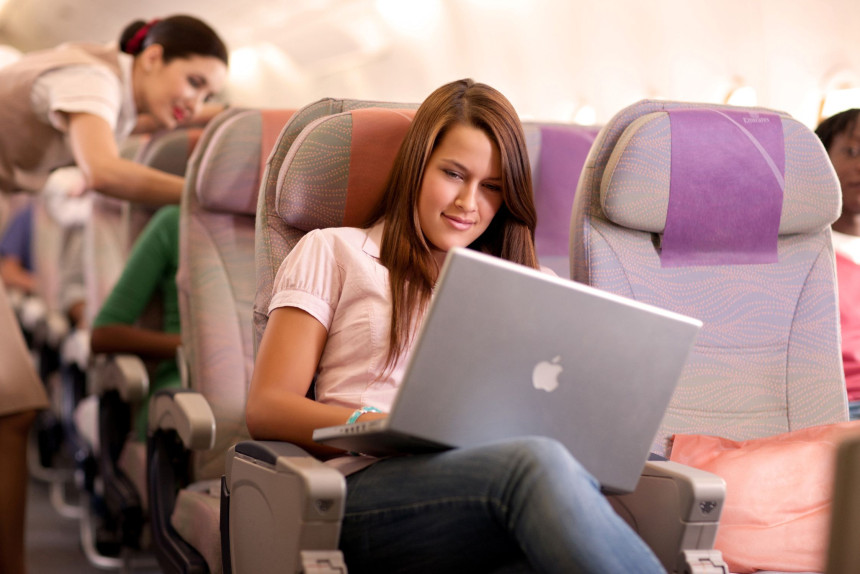 Bez laptopa i mobilnog u avionu