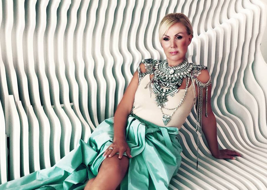 Lepa Brena napustila Srbiju i povlači se iz javnosti!