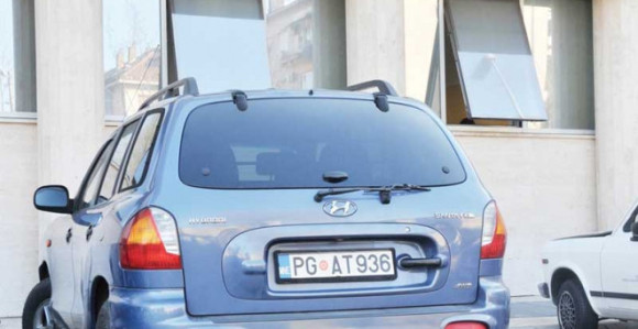 Džipom uletjela među majke