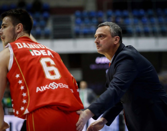 EL - Radonjić: Imamo malo vremena! Dangubić: Naporno...!