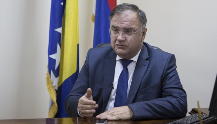 "Рачунам на подршку народа"
