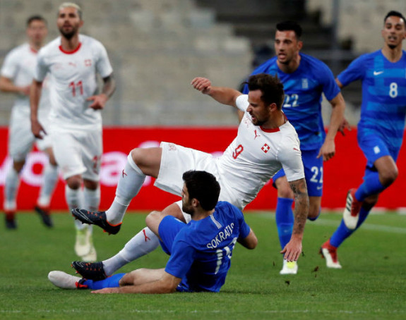 Švajcarska kao sat, "makazicama" srušili Grke!