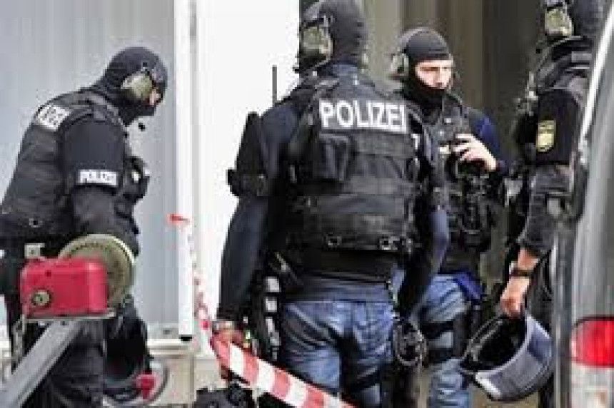 Uhapšeno 10 osoba zbog terorizma