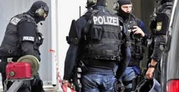 Uhapšeno 10 osoba zbog terorizma