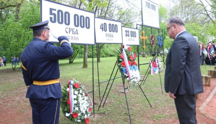 Ivanić položio vijence u Gradini