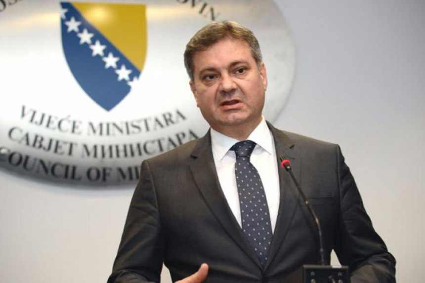 Stopirati gradnju Pelješkog mosta!