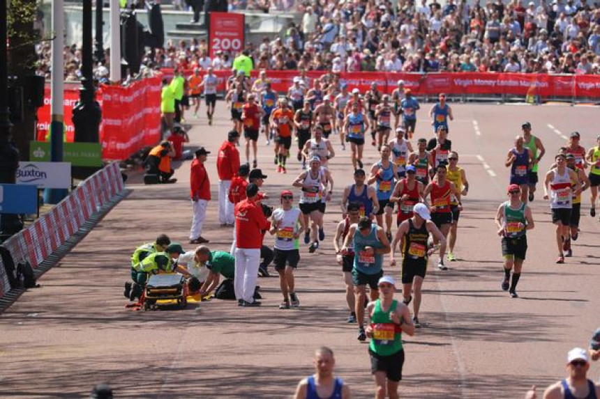 Maratonac umro tokom trke u Londonu!