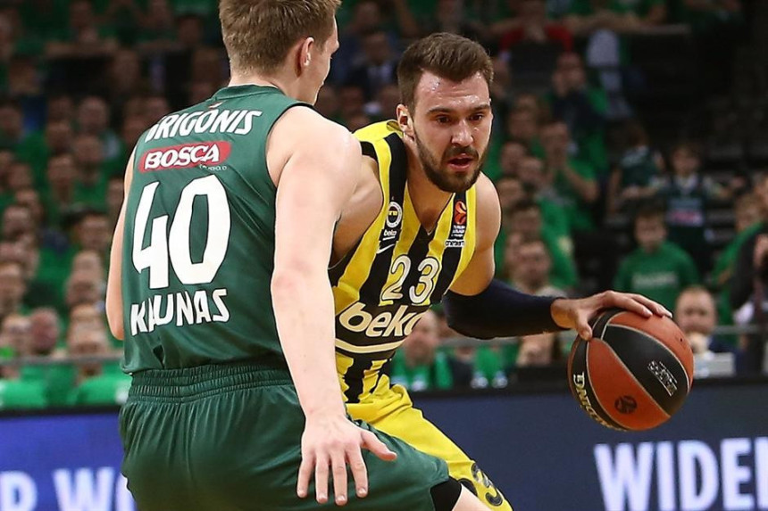 EL: Odbrana i sjajni Gudurić slomili Žalgiris za 2:1!
