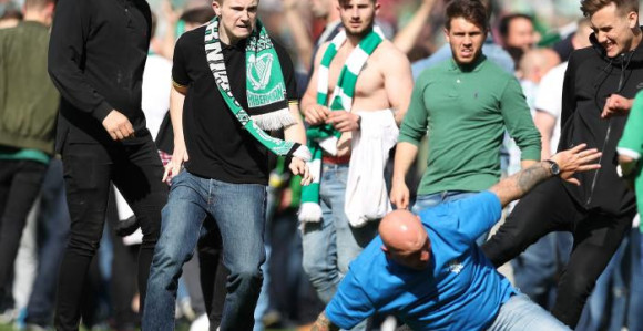 Video: Ovamo su kao bili "uzdržani"! Al' što tuku takvi?!