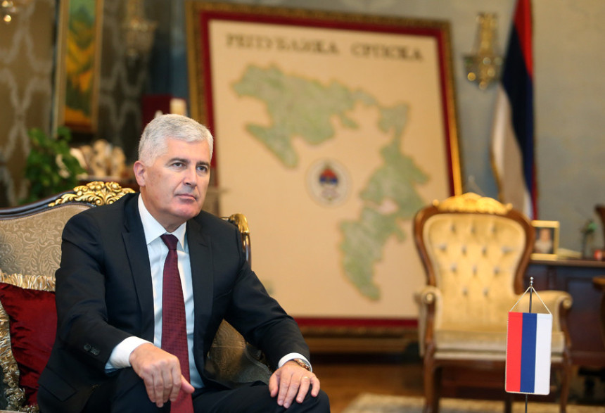 Paprena putovanja Dragana Čovića