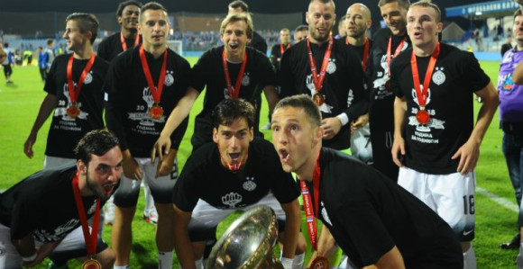 Poruka crno-bijelih: Bitno je skupljati trofeje!