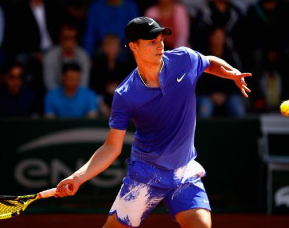 RG - kvalifikacije: Kecmanović izgubio "dobijen" meč!