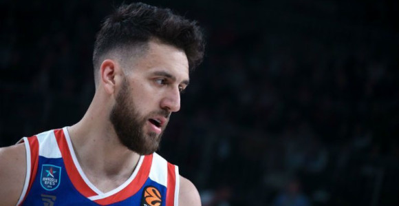 Micić ostaje u Efesu!