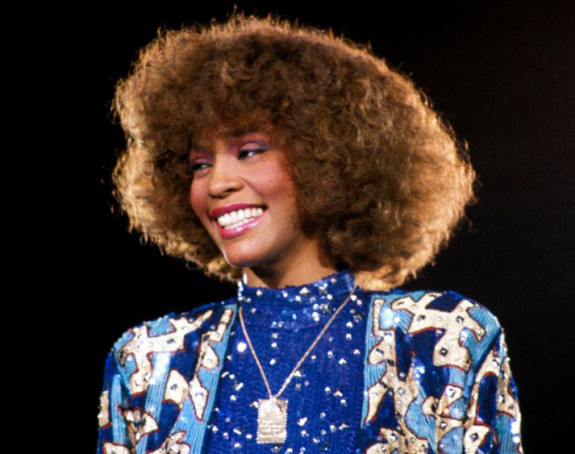 Hologramska turneja Vitni Hjuston