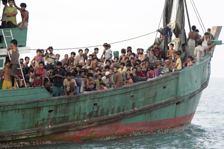 U jednom danu 4.000 migranata spaseno 