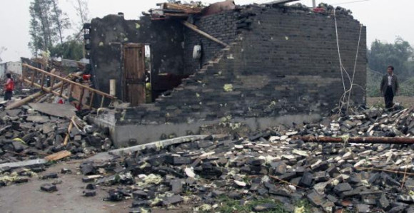 Strašna oluja sravnila dio grada, 78 mrtvih 