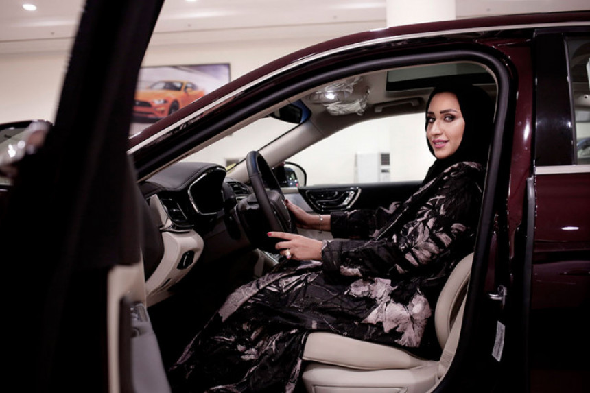 S.Arabija: Sutra žene za volanom 