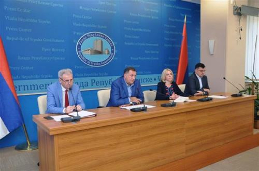 Izborno povećanje plata i penzija