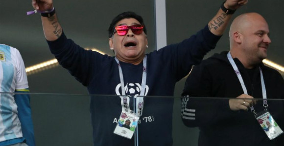 Maradona: Pustite me da im ja objasnim neke stvari!