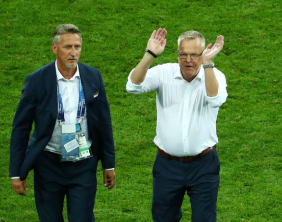 I Šveđani grme na sudiju zbog VAR-a!