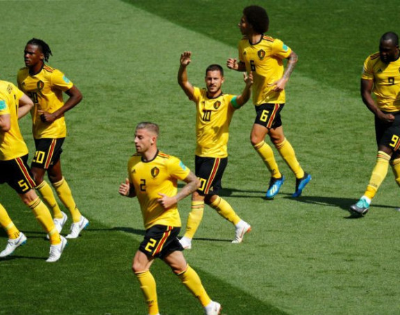 Priča: Kao kratko ćebe...