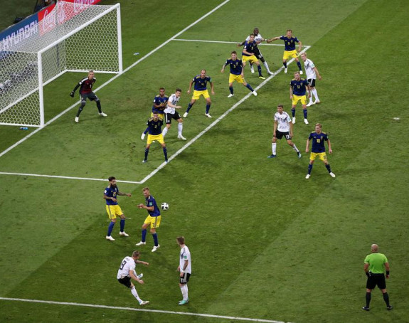 Heroj Kros i dvostruka potvrda...