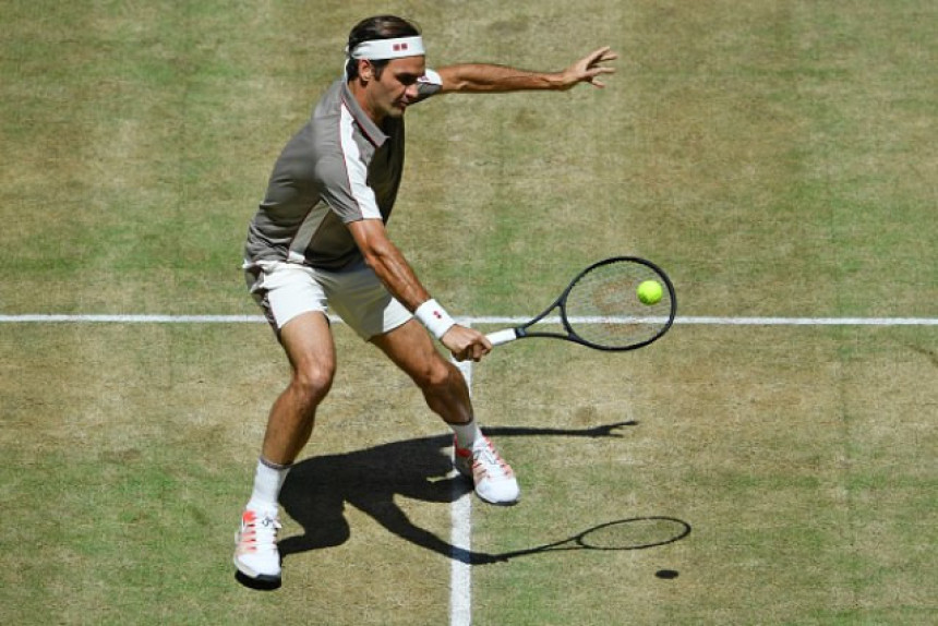 Federerova 10. titula u Haleu!