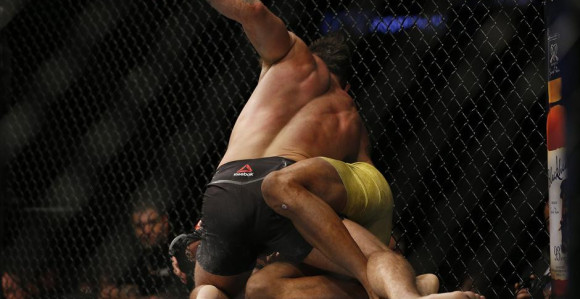 Video: Dinamit u pesnici "korejskog zombija"!