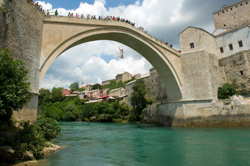 Mostar: 12 godina od obnove Starog mosta
