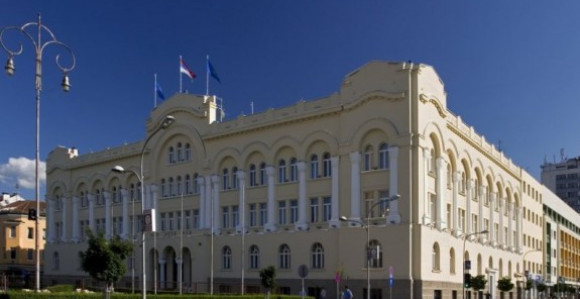 SNSD obećava, a vlada dvije decenije!