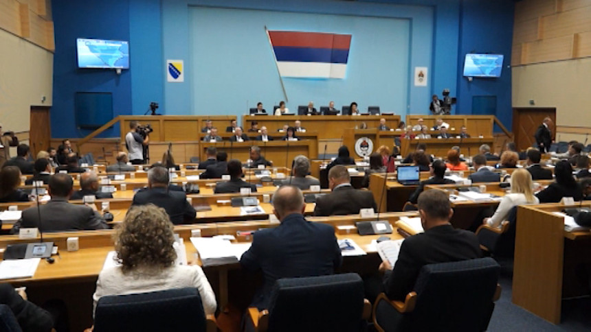 Žestoki sukobi u parlamentu RS