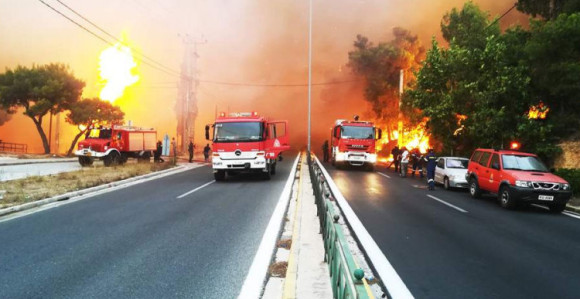 Veliki požari bukte kod Atine