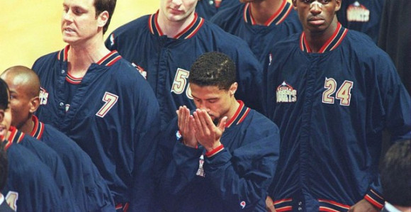 Povlači se dres kontroverznog Mahmud Abdul Raufa!