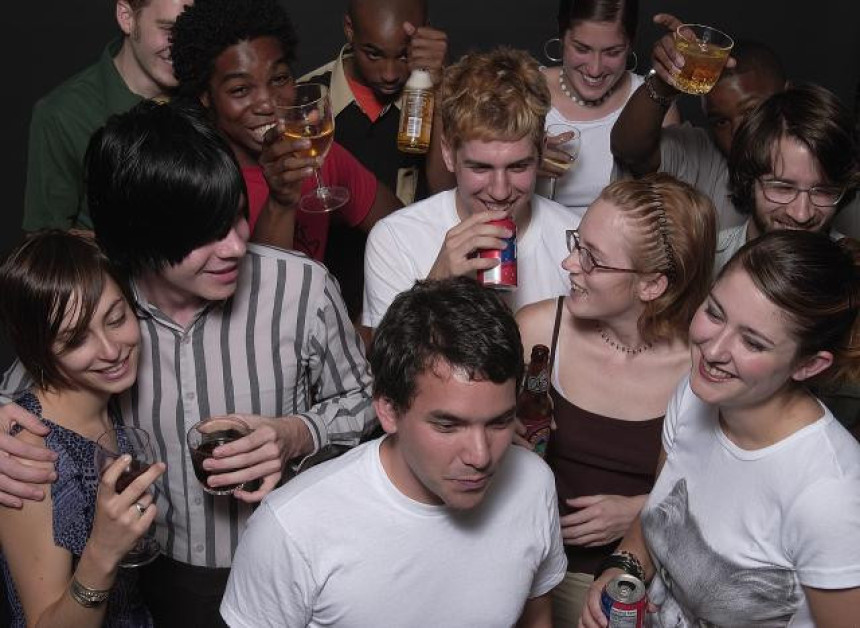 Zabrana za žestoka pića na studentskim žurkama