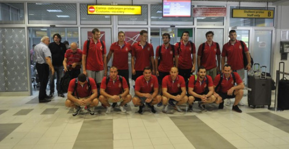 Стигао авион пун српских медаља из Рија!