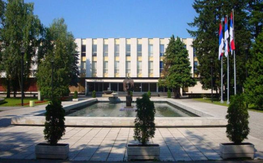 U NS RS dvadeset sekretara 