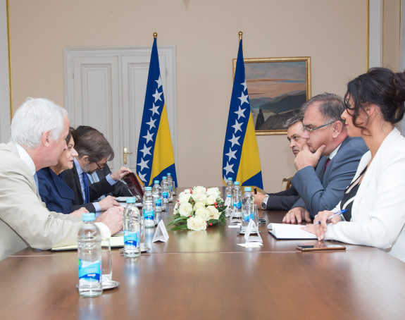 Ivanić: Potrebno jačati povjerenje