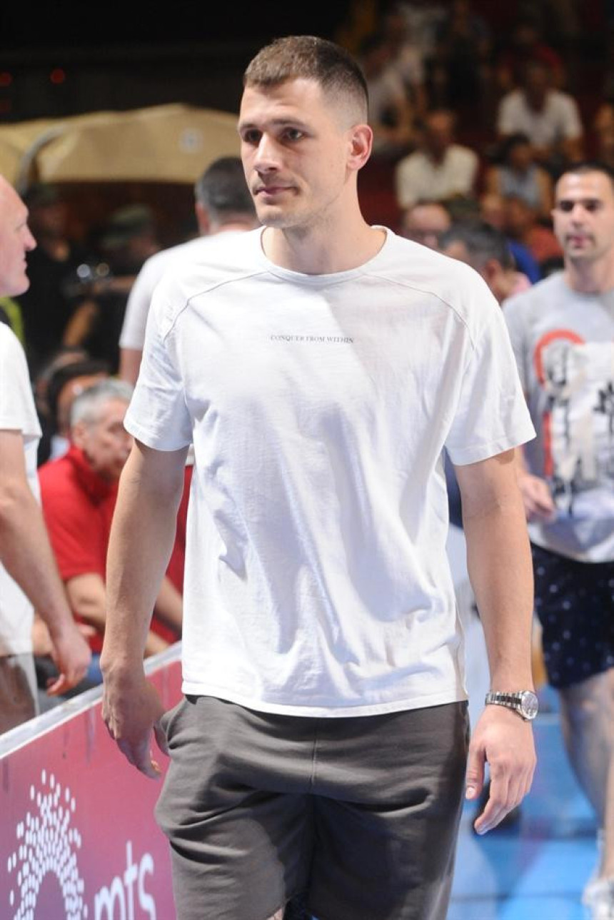 Loša vijest: Nedović povrijeđen i već operisan!