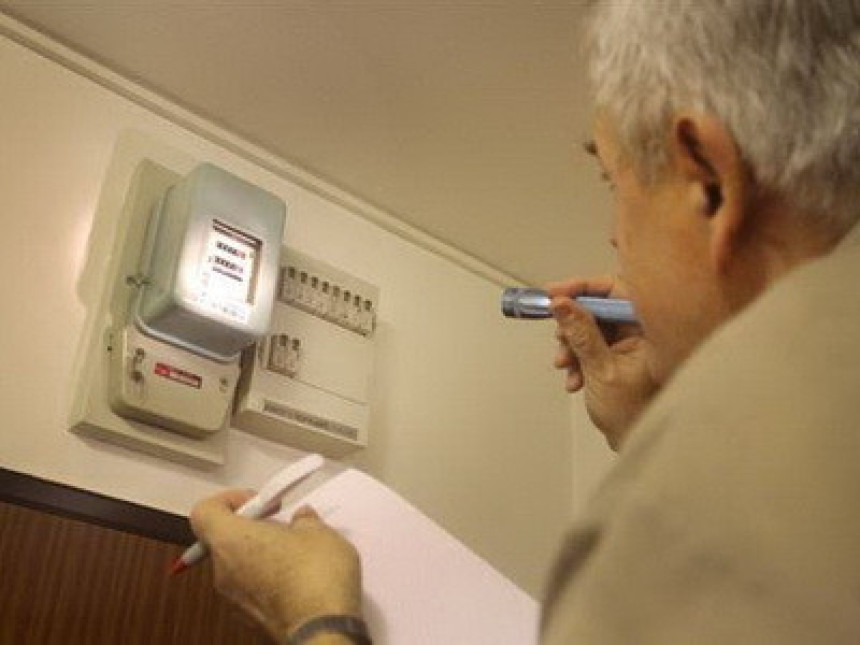 Privrednici RS: Bez razloga skuplja struja