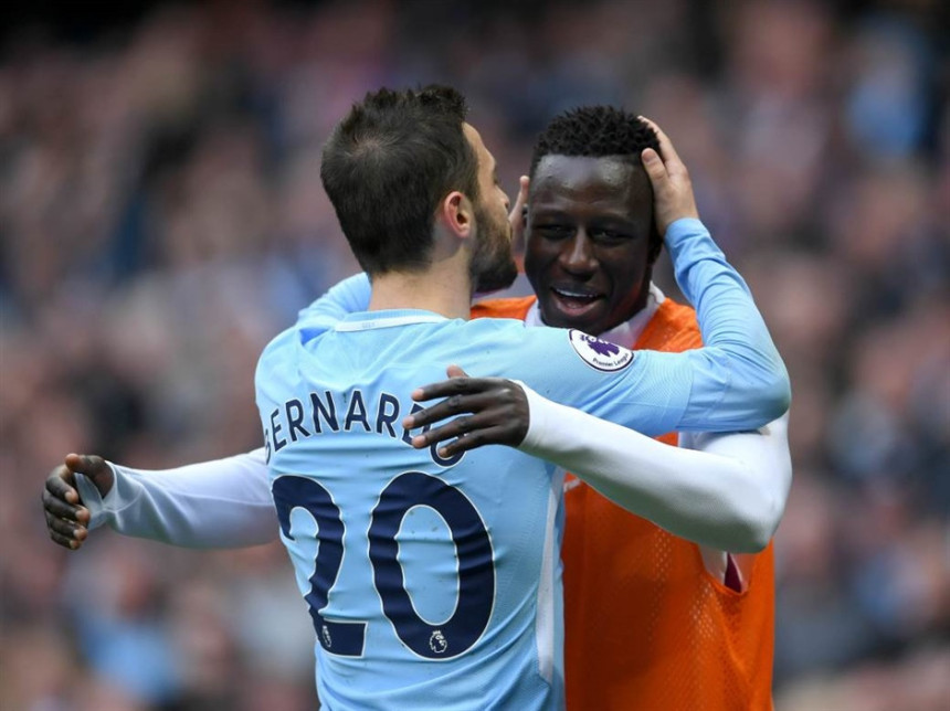 Šalili se, ali Twitter "policija" nije razumjela - rasizam!