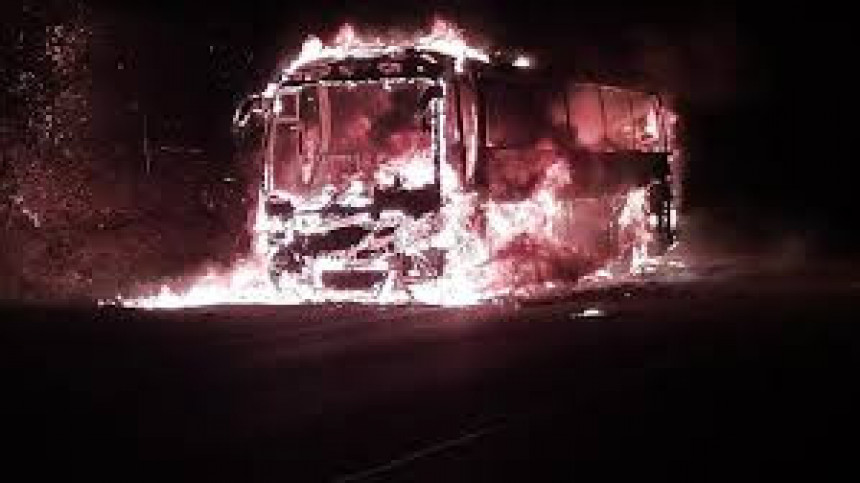 Na njemačkoj cesti izgorio autobus iz HR