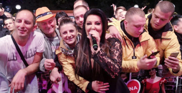 Dragana Mirković pjevala za pola miliona gledalaca
